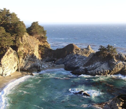 Pfeiffer State Park, fusión de tierra y agua