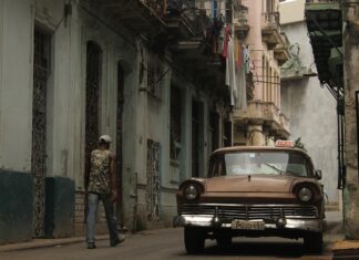 La Habana vieja y un paseo por sus plazas
