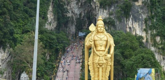 Cuevas Batu en Malasia, el templo hindú más grande fuera de la India