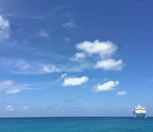 Cruceros de lujo por el Caribe / Luxury cruises in the Caribbean